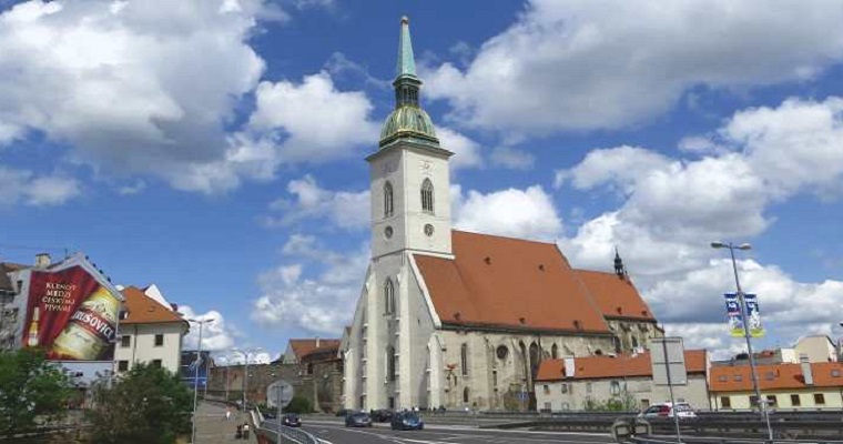 Duomo di San Martino - Bratislava (SK) [Fonte Foto: Framor.com]