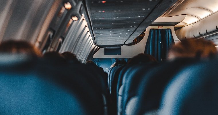 Le 5 regole da osservare rigorosamente in aereo